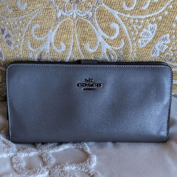 COACH SKINNY WALLET🩶 Gray And Gunmetal - Picture 16 of 16